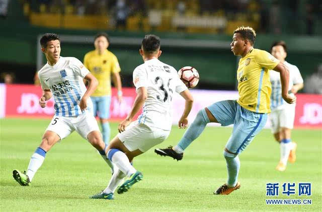 包含江苏苏宁客场逆转广东深圳，取得关键三分的词条