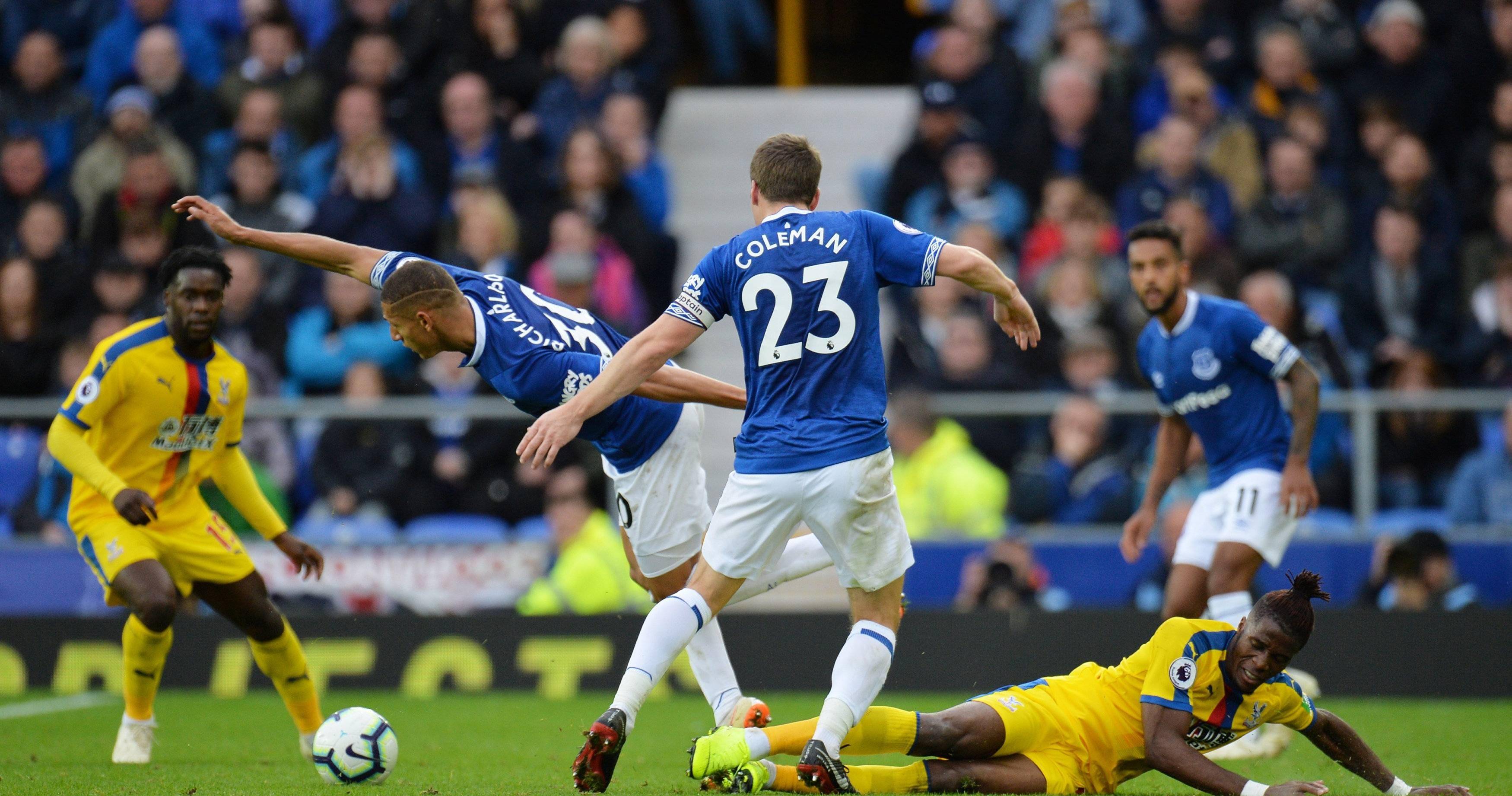沃特福德客场不敌西汉姆联，遭遇失利