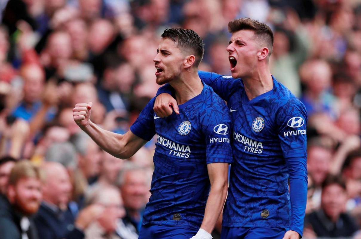 包含南安普敦主场大捷，重返保级名单之中的词条