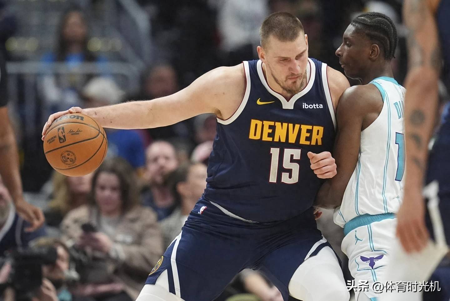 关于雄鹿坚守内线强攻超远三分线的魔术碾压的信息