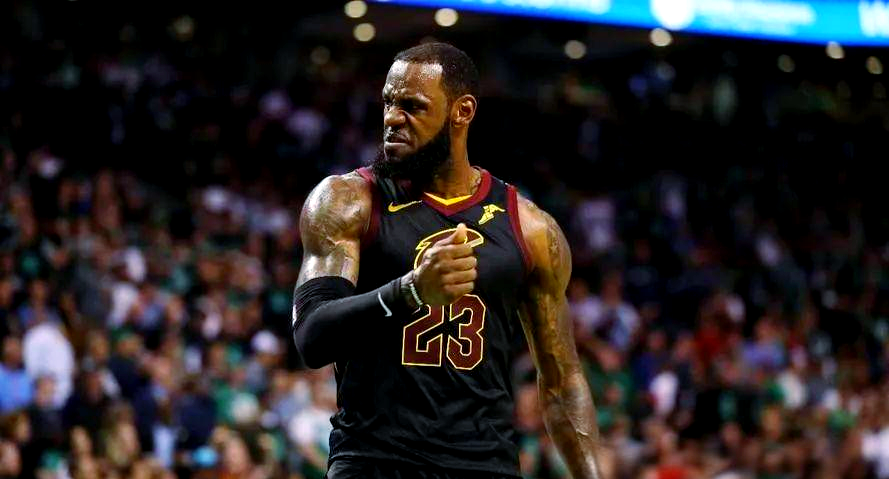 詹姆斯绝杀时刻，爵士点燃赛场，狂砍50分迎来胜利！